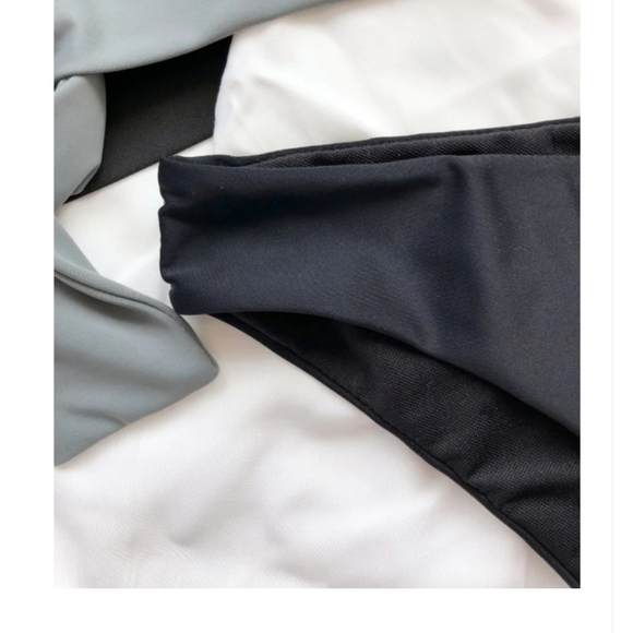 🆕️ Black & Gray Contrast Bikini - Picture 5 of 15